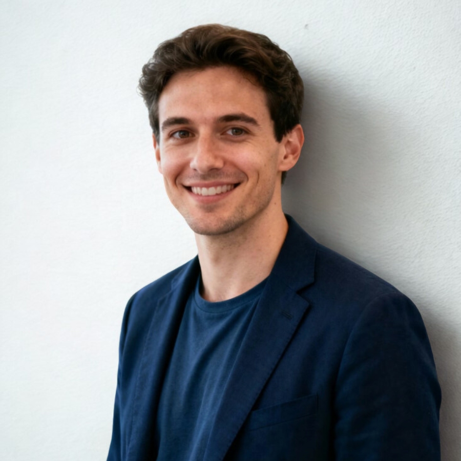 portrait-director-operations